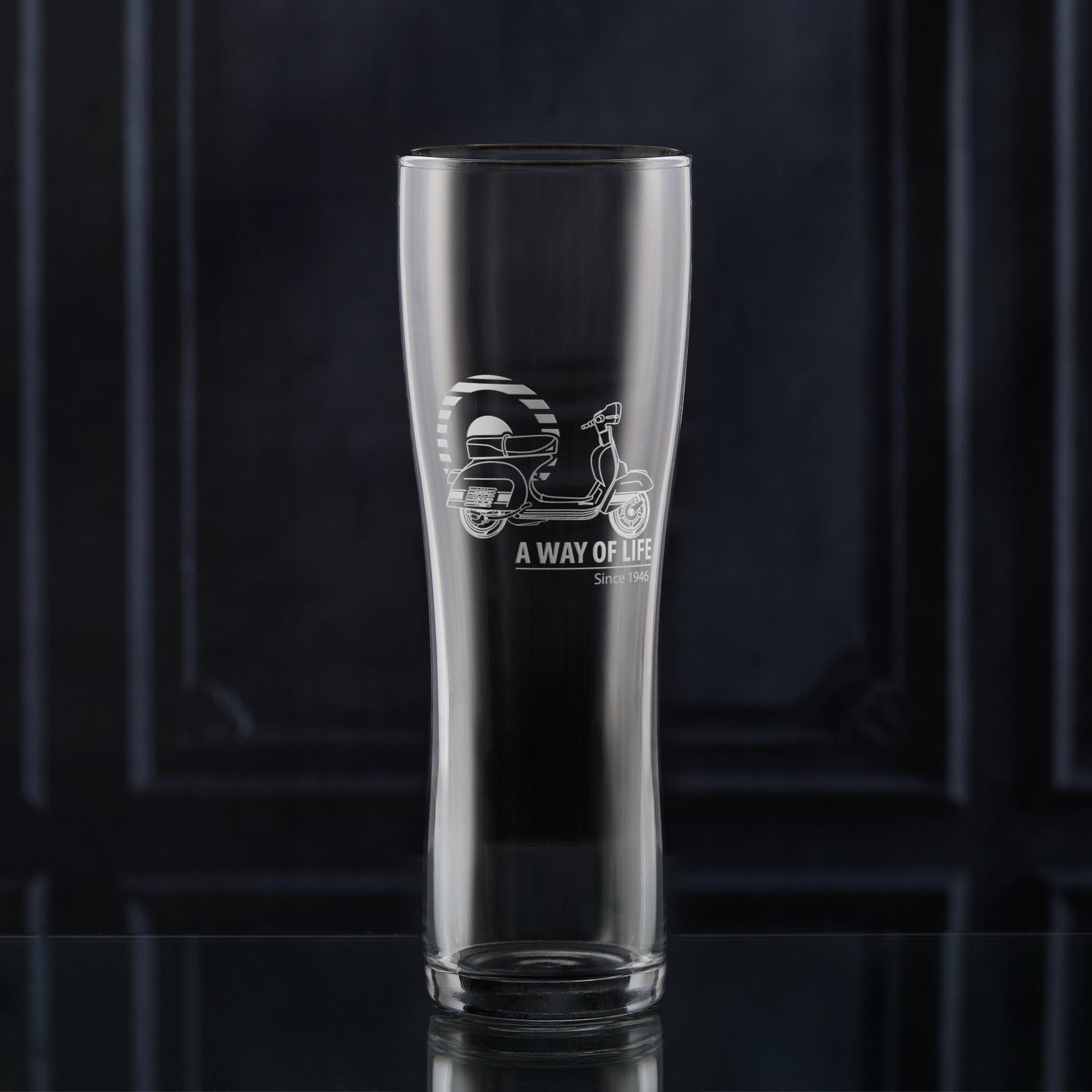 Rally 200 scooterist engraved pint glass illustrated with a personalised message