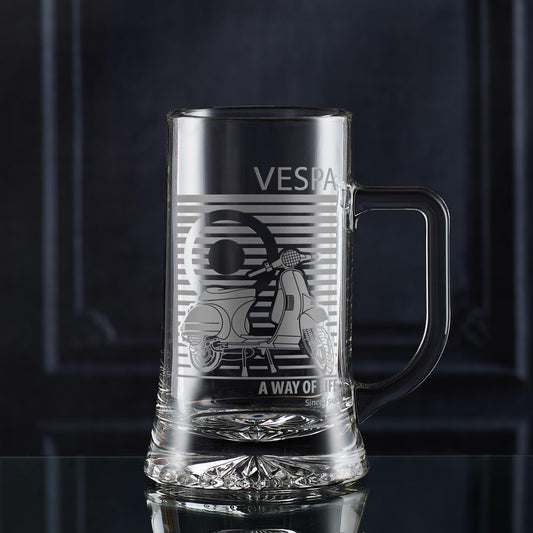 Scooterist beer tankard engraved with a vinatge vespa T5 scooter and striped target design