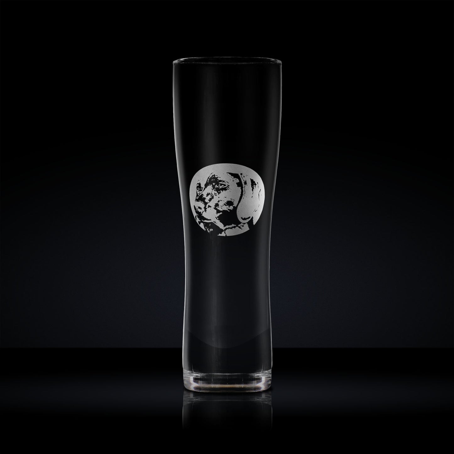 pet dog pint glass engraved with a weimeramer portrait