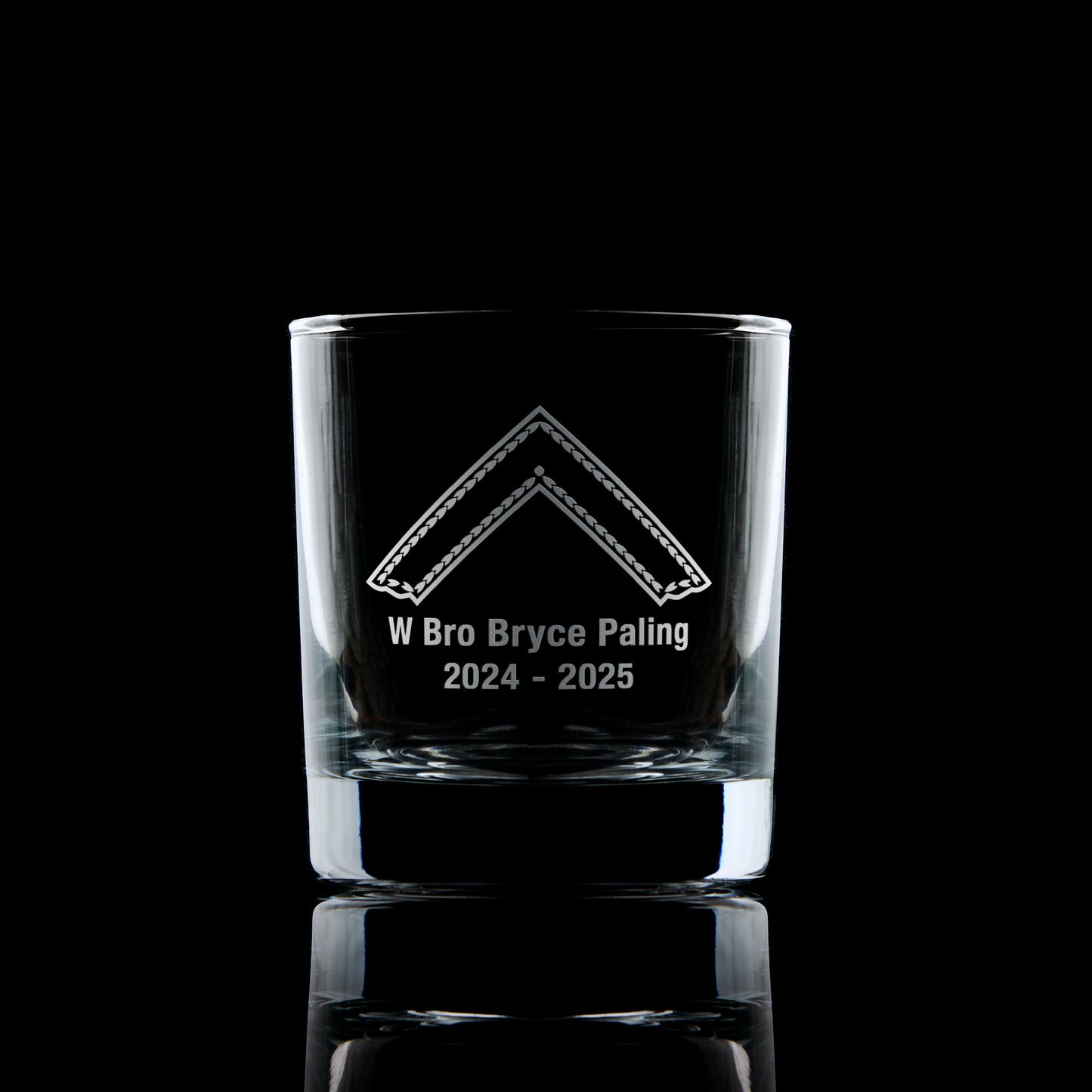 engraved asonic whisky tumbler etched with a worshipful master collar jewel