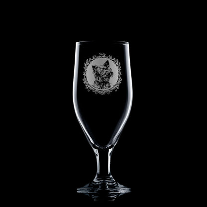 Schooner Stemmed Beer Glass with engraved yorkshire terrier portrait in circular frame with leafy garland