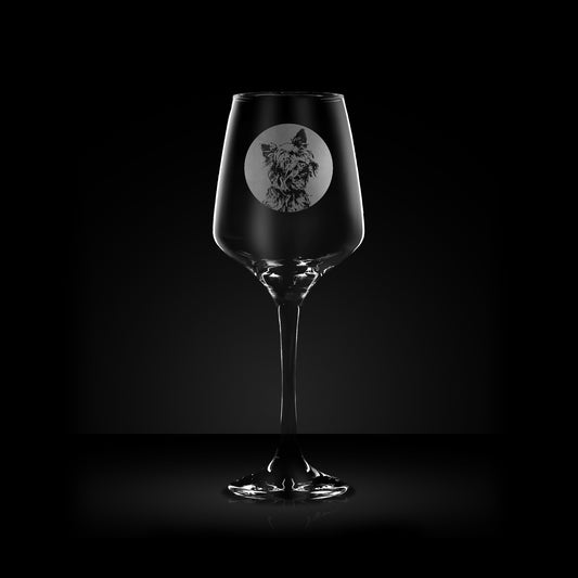 engraved dog wine glass etched with a portrait of a Yorkshire terrier