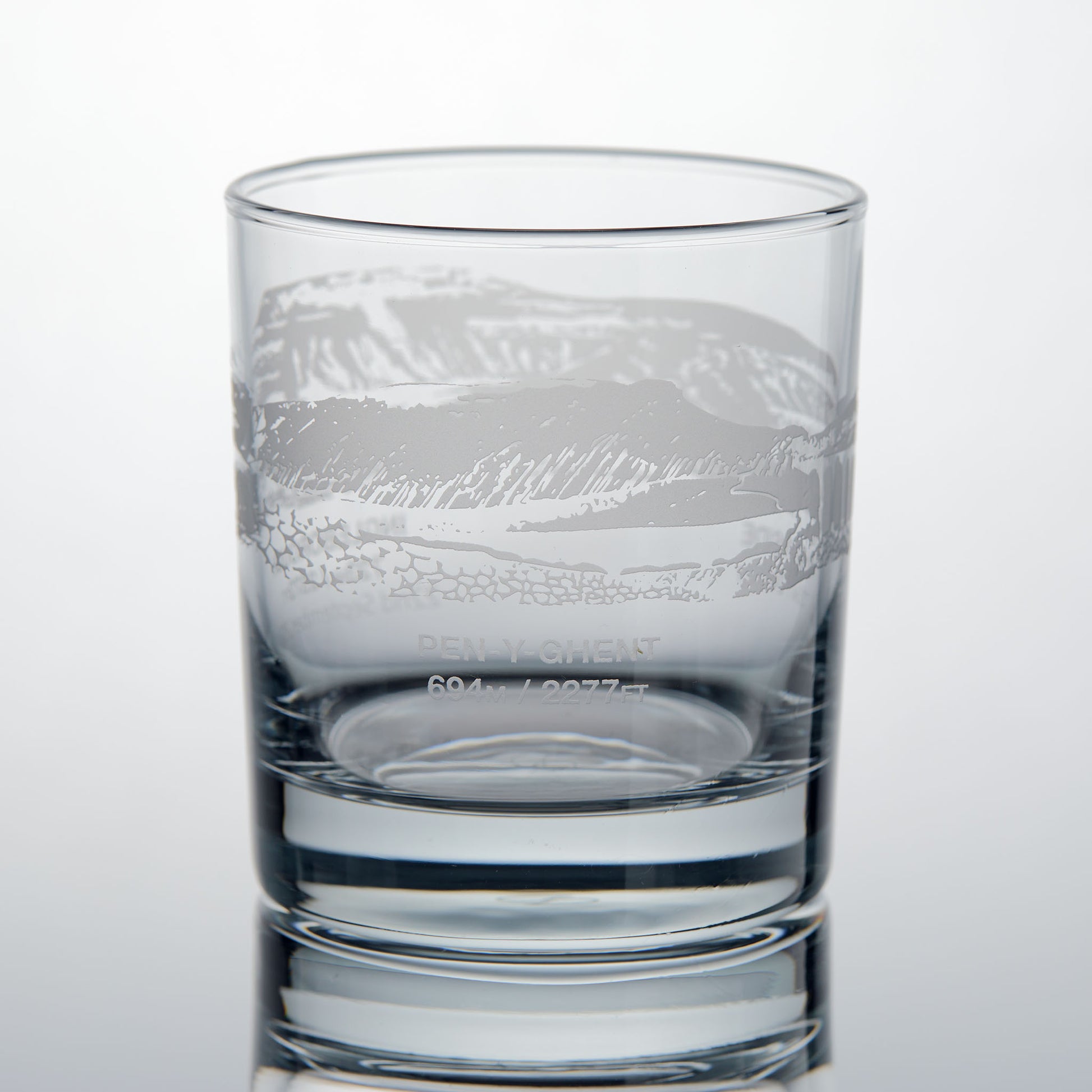 Yorkshire Three Peaks Challenge whisky glass with engraved illustration of Pen Y Ghent 